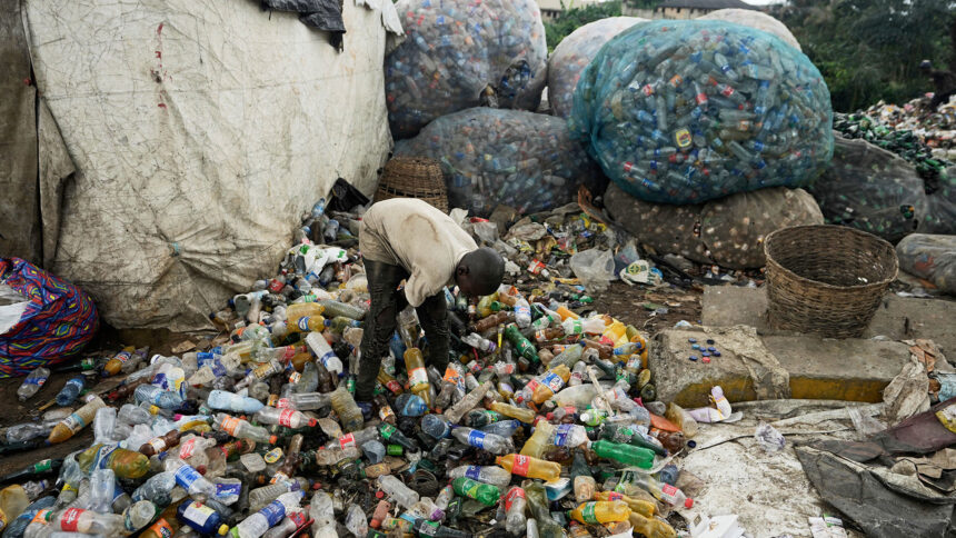 failed-plastics-negotiations-in-geneva-leave-world-few-options-to-confront-growing-pollution-crisis