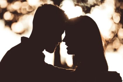 swiping-right?-here’s-what-to-keep-in-mind-as-you-look-for-your-perfect-match