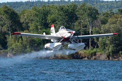 ns.-wildfire-crews-making-progress,-but-hurricane-erin-could-bring-volatile-winds