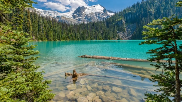 bc.’s-joffre-lakes-park-closing-for-a-month-for-recovery-and-first-nations’-practices