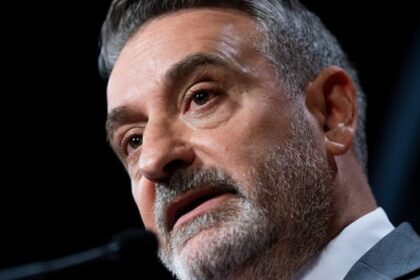 education-minister-open-to-eliminating-ontario-school-trustees