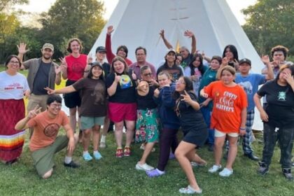anishinaabe-students-learn-about-science,-nature-at-u-of-g-summer-camp