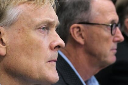 billionaire-david-thomson-wants-to-buy-hudson’s-bay-charter,-donate-it-to-manitoba-archives