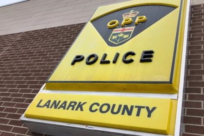 4-vehicle-collision-closes-highway-7-west-of-perth