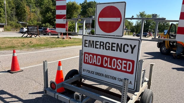 2-dead-in-4-vehicle-collision,-highway-7-closed-west-of-perth