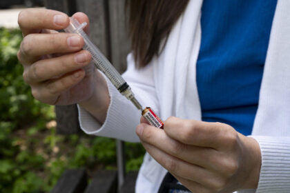 opioid-deaths-drop-nationally,-but-rise-in-quebec-and-newfoundland-and-labrador
