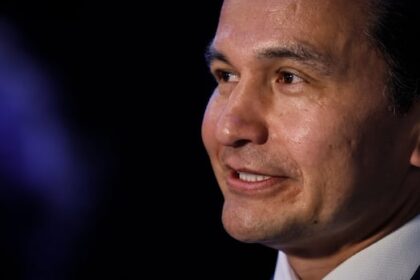 ‘is-this-elbows-down?’:-manitoba-premier-questions-canada’s-removal-of-retaliatory-tariffs