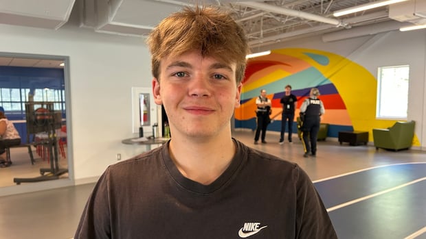 so-you-want-to-be-a-cop?-civilians-take-the-rcmp-fitness-test