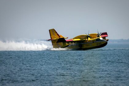 why-doesnt-nova-scotia-have-fixed-wing-water-bombers?