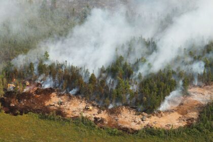 long-lake-wildfire-growing,-evacuation-area-expanded