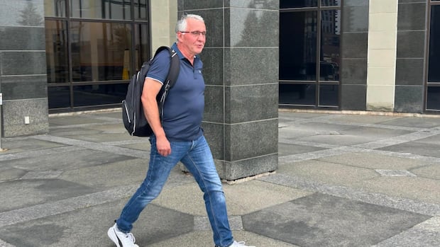 daniel-bard’s-new-lawyer-warns-of-potential-health-issues,-putting-2nd-trial-in-question