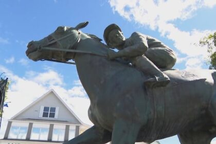 ‘great-canadian-jockey’-ron-turcotte-remembered-in-his-nb.-hometown