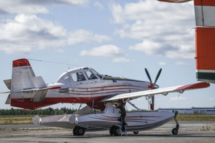 extremely-challenging:-nwt.-wildfire-prompts-community-evacuation-notice