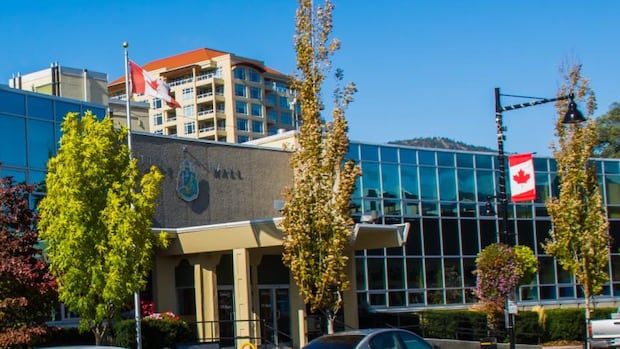 penticton,-bc.,-staff-member-receives-violent-threat-after-transportation-discussion