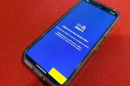 new-app-allows-nova-scotians-without-cell-service-to-get-emergency-alerts