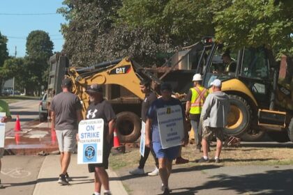 charlottetown-water-sewer-strike-enters-2nd-month-as-union-vows:-‘enough-is-enough’
