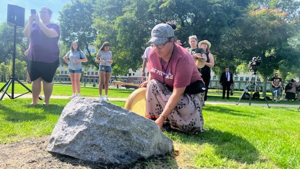 province-unveils-memorial-honouring-lives-‘lost-too-soon’-to-drug-overdoses