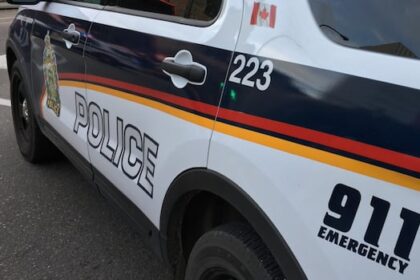 saskatoon-police-investigating-death-of-man-found-in-confederation-drive-parking-lot