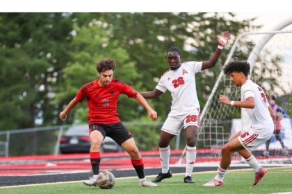 four-point-weekend-for-acadia-axemen-soccer-team