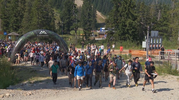bc.-hikers-break-guinness-world-record-at-cypress-mountain-resort