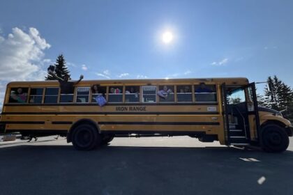 all-indigenous-high-school-in-thunder-bay,-ont.,-welcomes-students-for-new-school-year