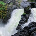 1-dead,-2-missing-after-hikers-go-over-waterfall-in-the-kootenays:-rcmp