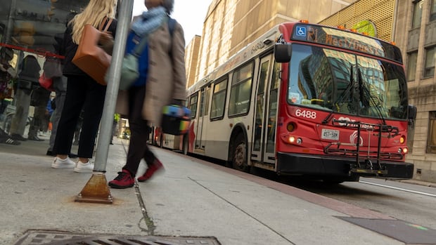‘a-maze-with-no-exit’:-transit-deficit-again-plagues-ottawa-budget-planning