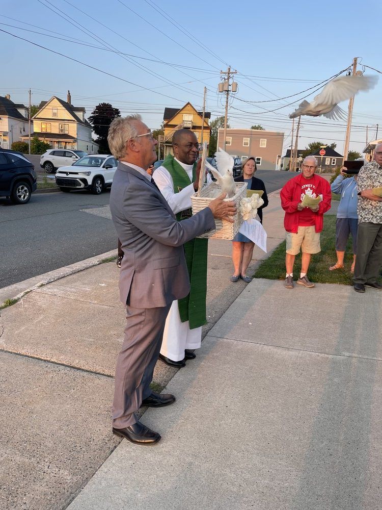 whitney-pier-parish-holds-sunrise-service-to-pray-for-peace