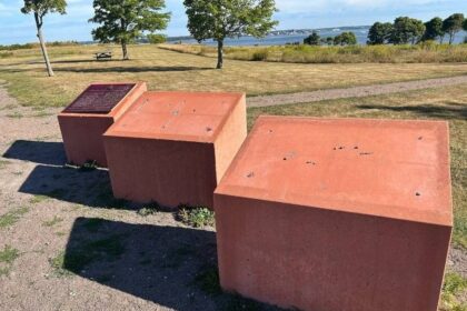 pei.-rcmp-investigating-theft-of-bronze-plaques-from-skmaqn-port-la-joye-fort-amherst-national-historic-site
