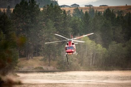 wildfire-helicopter-crew-avoids-critical-injuries-in-forced-landing-near-pemberton,-bc.