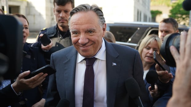 legault-to-shuffle-cabinet,-quebec-municipal-affairs-minister-resigns