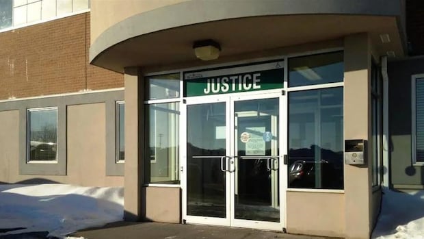 caraquet,-tracadie-court-closures-didn’t-violate-language-rights,-panel-rules