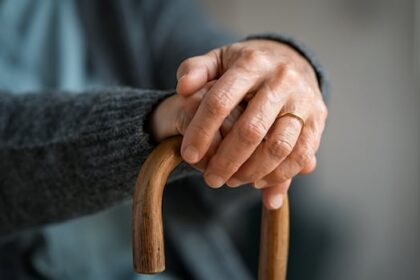 family-sues-operator-over-death-of-resident-who-fell-at-winnipeg-care-home