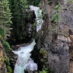 2-dead,-3rd-presumed-dead,-after-hikers-go-over-waterfall-in-the-kootenays:-rcmp