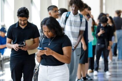 canadian-economy-bled-66,000-jobs-in-august-as-unemployment-rate-hit-its-highest-since-‘pandemic-days’