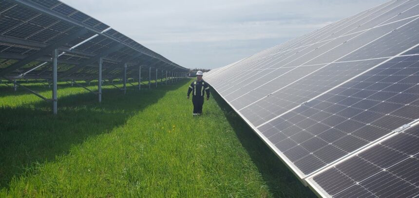 commentary:-why-canada-must-reclaim-public-power-in-the-age-of-climate-collapse
