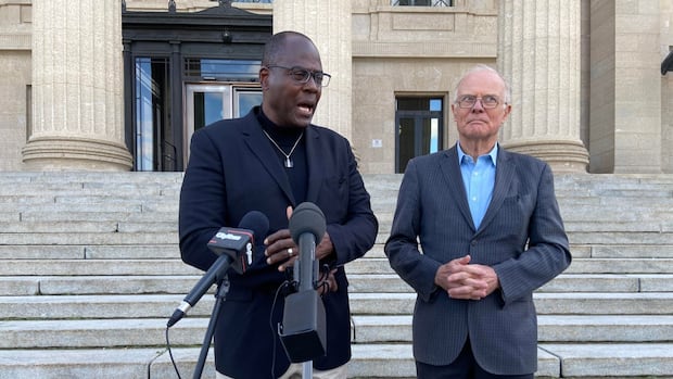 former-blue-bomber-jumps-into-manitoba-liberal-leadership-race