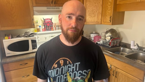 charlottetown-tenants-say-landlord-pressuring-them-to-leave,-with-big-money-being-offered