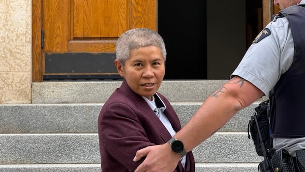 ‘queen-of-canada’-bail-conditions-a-relief-for-village-of-richmound,-mayor-says