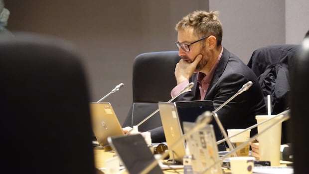 court-ordered-audit-finds-$300-discrepancy-in-shawn-menard’s-election-spending-report