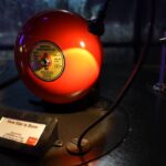 new-immersive-art-installation-displays-‘statistical-symphony’