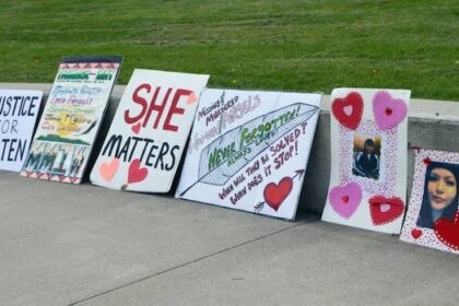 full-moon-memory-walk-honours-indigenous-women,-girls-lost-to-violence-in-thunder-bay