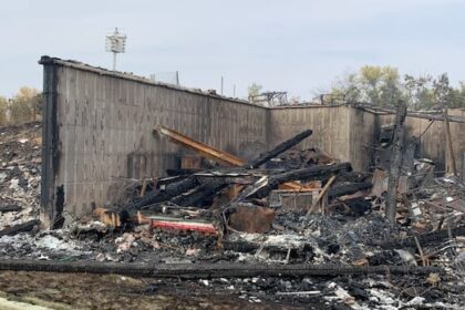 former-sask.-premier-lorne-calvert’s-home-destroyed-by-fire