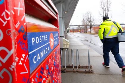 union-demands-canada-post-return-to-bargaining-or-it-will-‘consider-stronger-actions’
