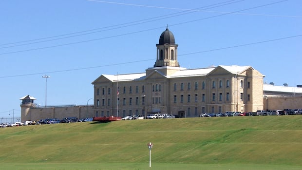 mother-of-inmate-who-died-at-stony-mountain-prison-suing-for-negligence