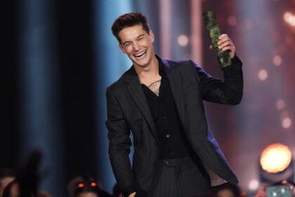 cameron-whitcomb,-josh-ross-win-big-at-2025-canadian-country-music-awards