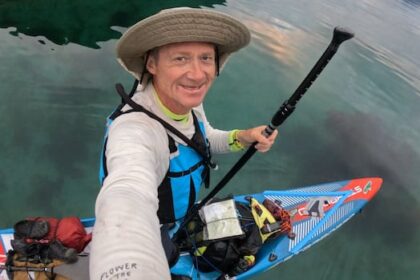 this-bc.-man-circumnavigated-vancouver-island-on-a-stand-up-paddleboard