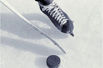 junior-hockey-league:-strait-pirates-open-2025-26-season-with-win,-loss