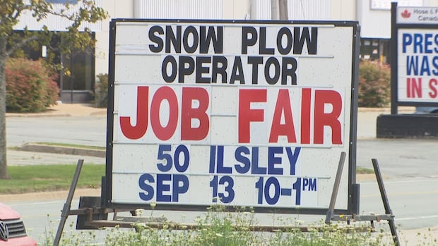 with-winter-not-far-off,-the-province-is-making-a-push-for-more-snowplow-operators