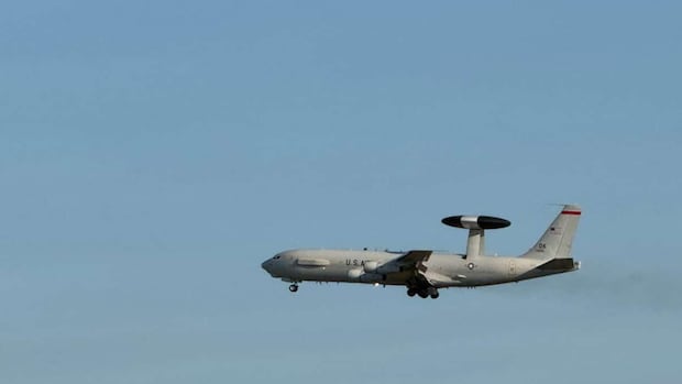 rare-us.-military-aircraft-spotted-over-ottawa-likely-on-training-flight,-ex-norad-officer-says